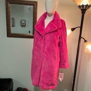 Hot NWT Avec Les Filles faux fur coat